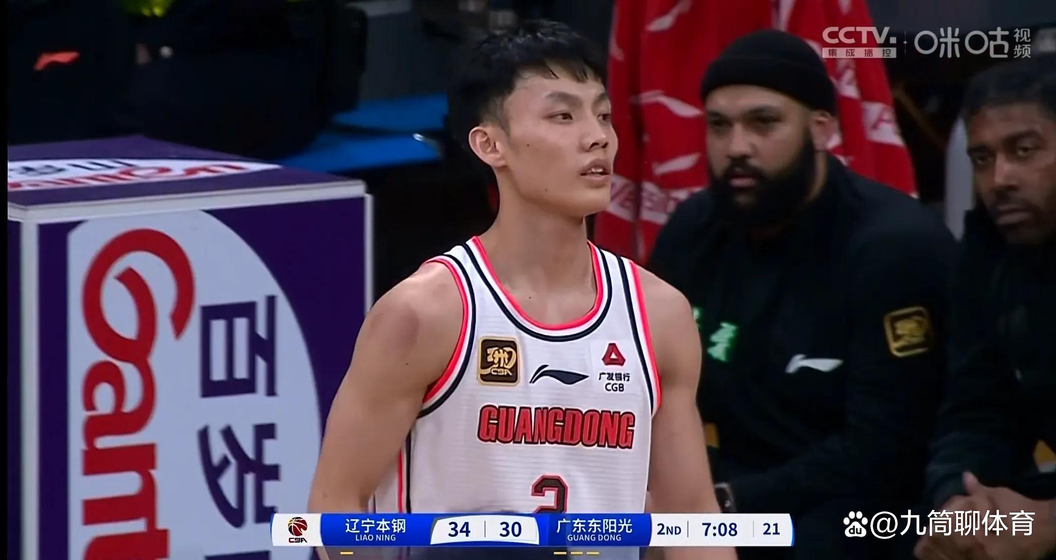 广东队爆发神级表现,CBA季后赛被彻底压制,救主的简单介绍 广东队爆发神级表现,CBA季后赛被彻底压制,救主的简单介绍
