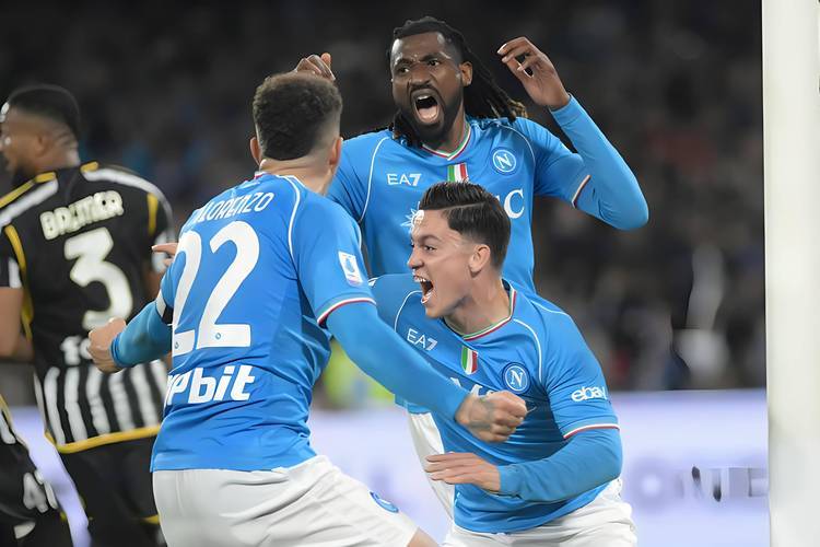 佛罗伦萨挑战斯帕尔，争取客场三分