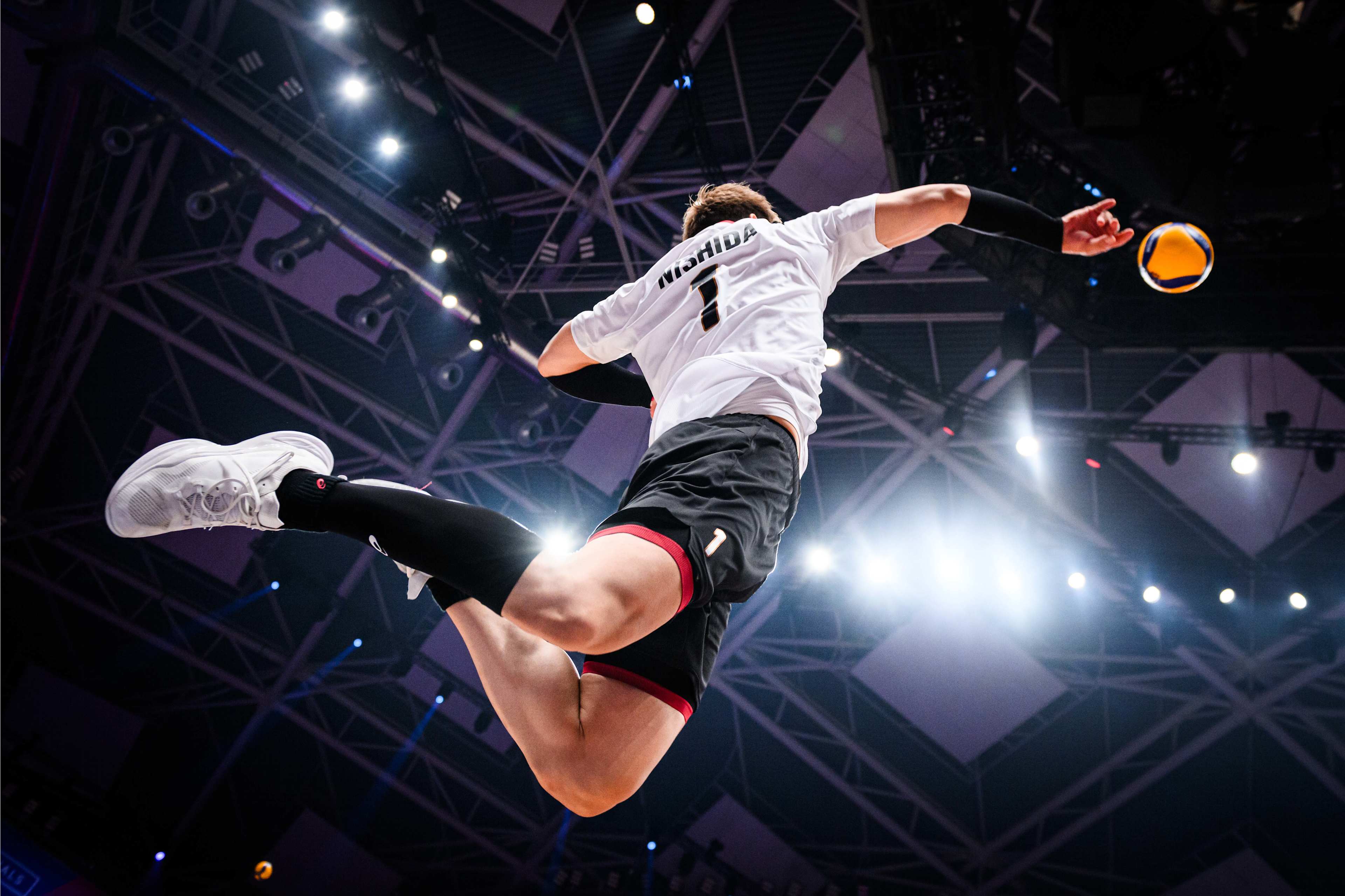 体育竞技精神，永远的弥漫在比赛场上