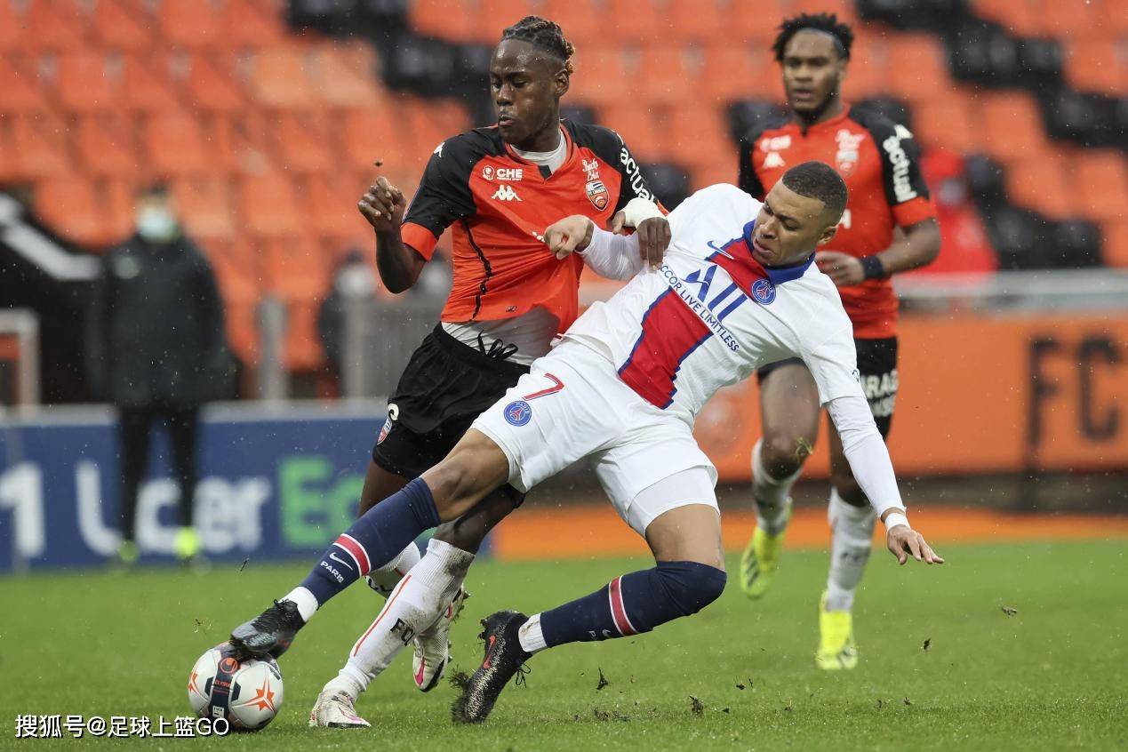 1xBit体育新闻-尼姆主场战胜里昂，反超对手